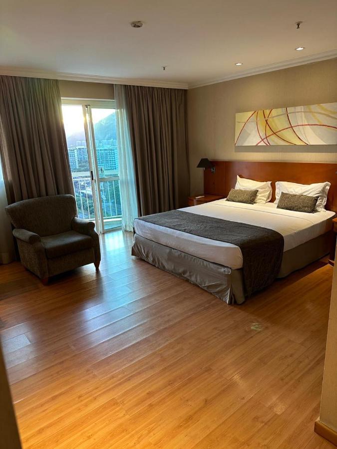 Flat Com Vista Panoramica -15- Na Barra Da Tijuca - Estacionamento Gratuito - Frigobar - Ar Condicionado - Piscina - Academia - Balsa Para Praia Gratis - Varanda - Vista Parcial Mar E Lagoa Rio de Janeiro Bagian luar foto