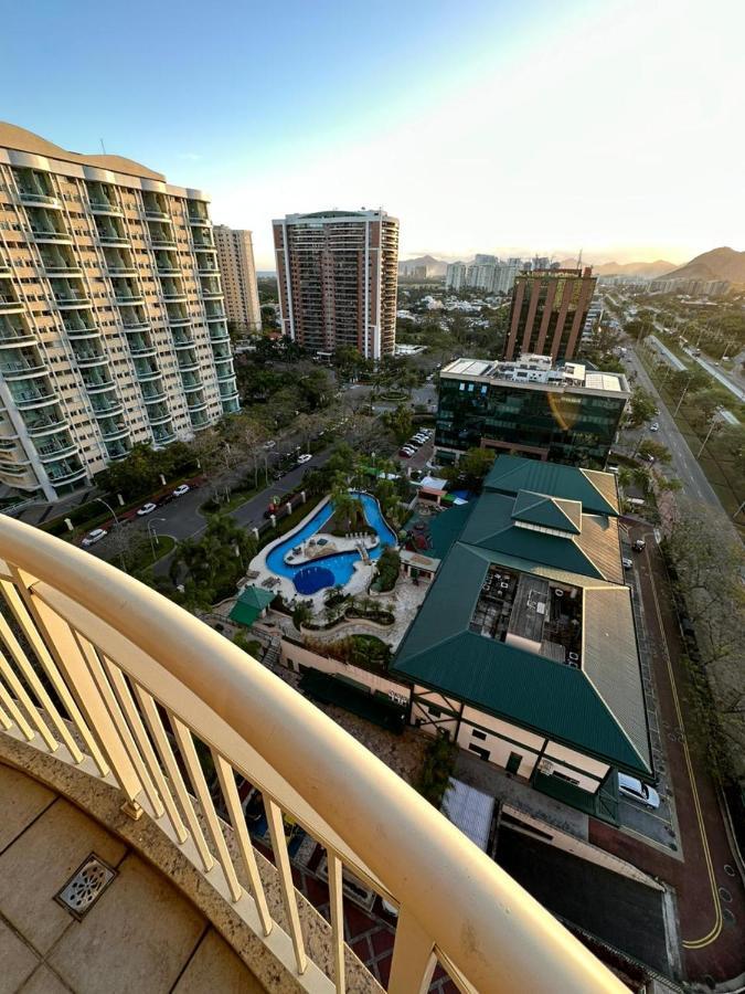 Flat Com Vista Panoramica -15- Na Barra Da Tijuca - Estacionamento Gratuito - Frigobar - Ar Condicionado - Piscina - Academia - Balsa Para Praia Gratis - Varanda - Vista Parcial Mar E Lagoa Rio de Janeiro Bagian luar foto
