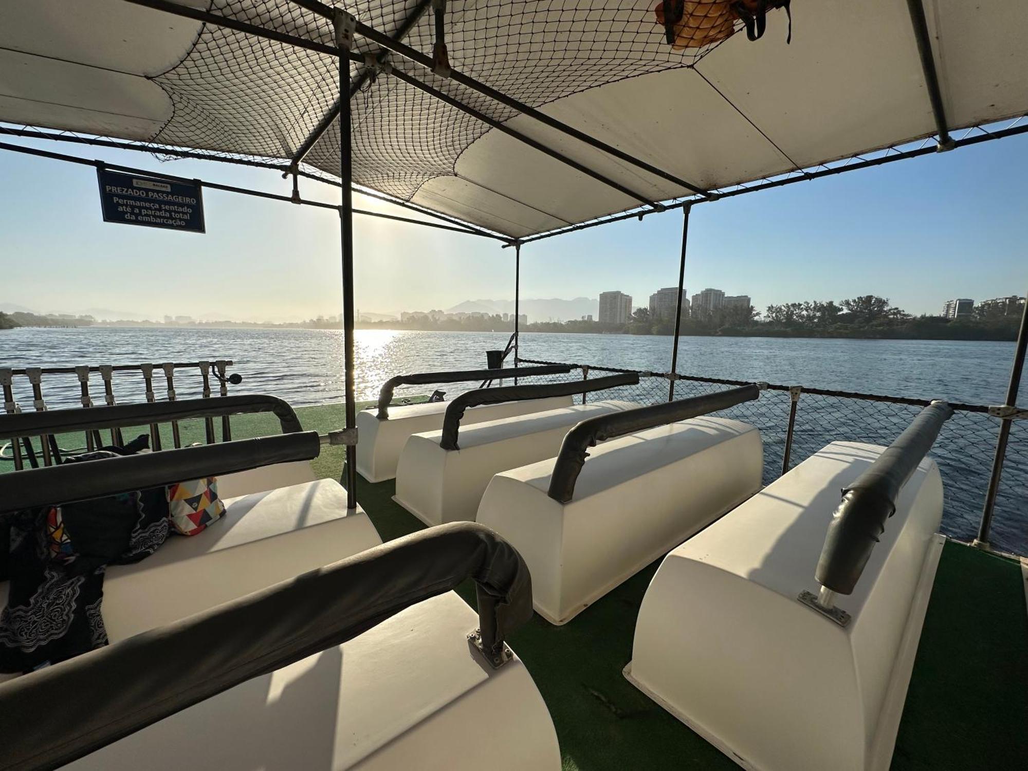 Flat Com Vista Panoramica -15- Na Barra Da Tijuca - Estacionamento Gratuito - Frigobar - Ar Condicionado - Piscina - Academia - Balsa Para Praia Gratis - Varanda - Vista Parcial Mar E Lagoa Rio de Janeiro Bagian luar foto